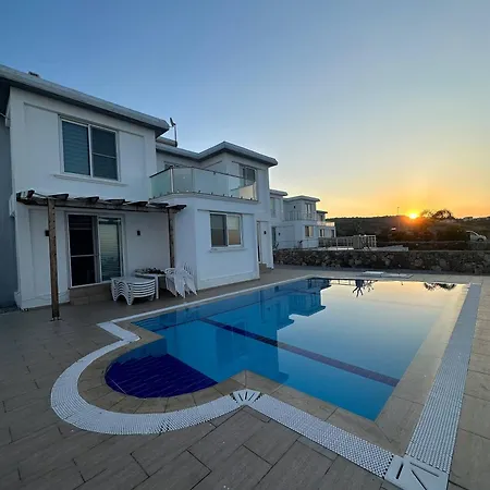 Stunning 3-bedroom With Sea Views In Bahceli, Cyprus * Kalogrea