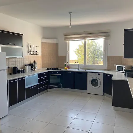 Stunning 3-bedroom With Sea Views In Bahceli, Cyprus